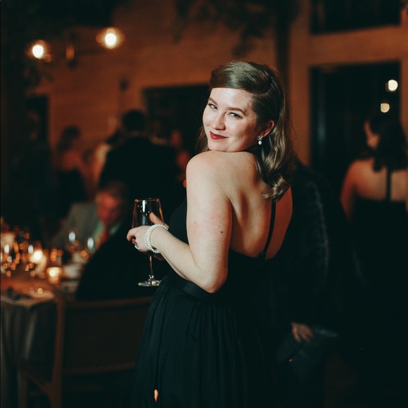 Meet your Posher, Ali - Picture 1 of 1